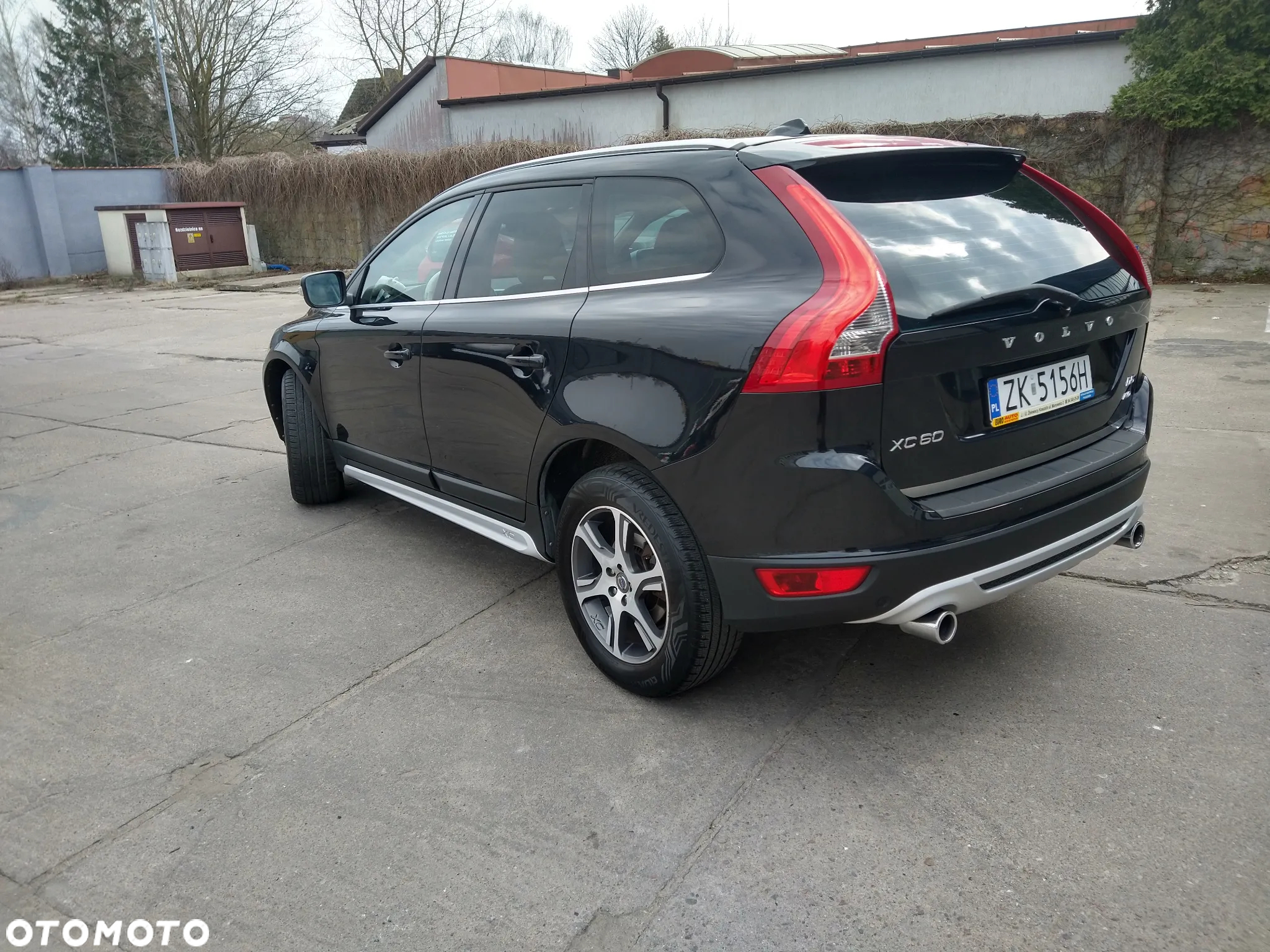 Volvo XC 60 - 4