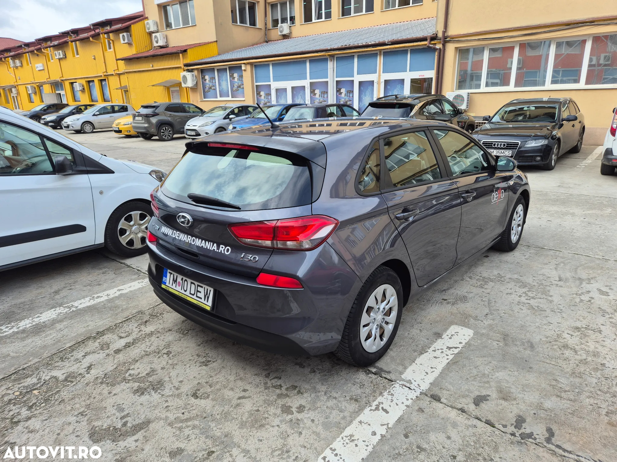 Hyundai i30 1.4 100CP 5DR M/T Classic - 11