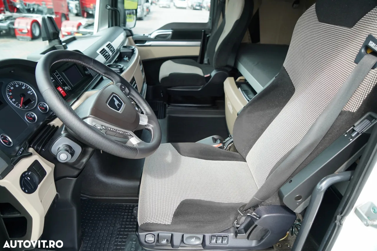 MAN TGX 18. 460 / MEGA / PLATĂ JOSĂ / ȘA REGLABILĂ / ANVELOPE 100% / NAVIGAȚIE / CONTRACT DE SERVICE POST-SERVICE - 23