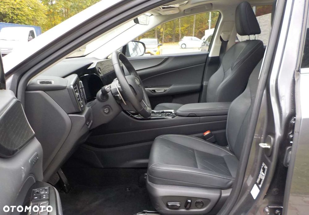 Lexus NX - 32