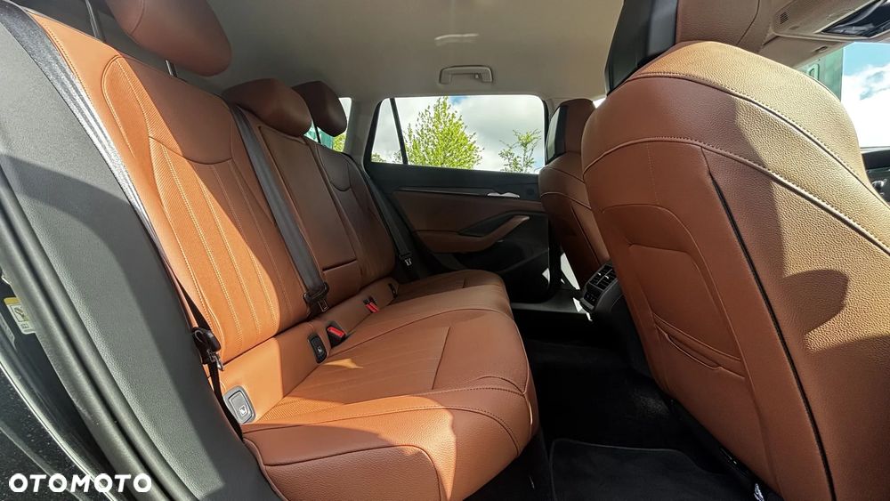 Skoda Superb 2.0 TSI Drive DSG - 9