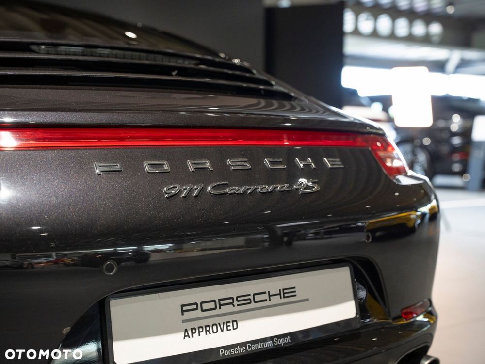 Porsche 911 - 19