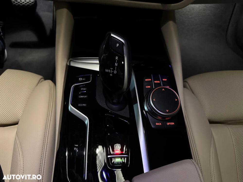 BMW Seria 5 520d AT MHEV - 19