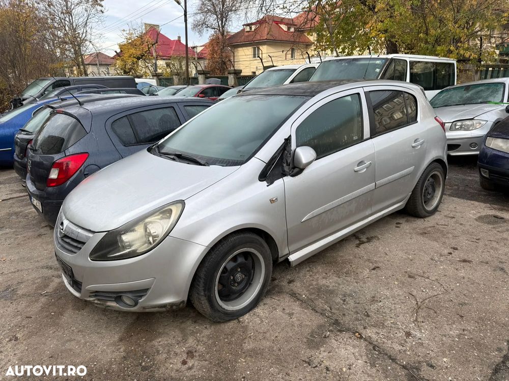 Dezmembrez Opel Corsa D gri argintiu 1,3 CDTI 4usi 2007 - 8