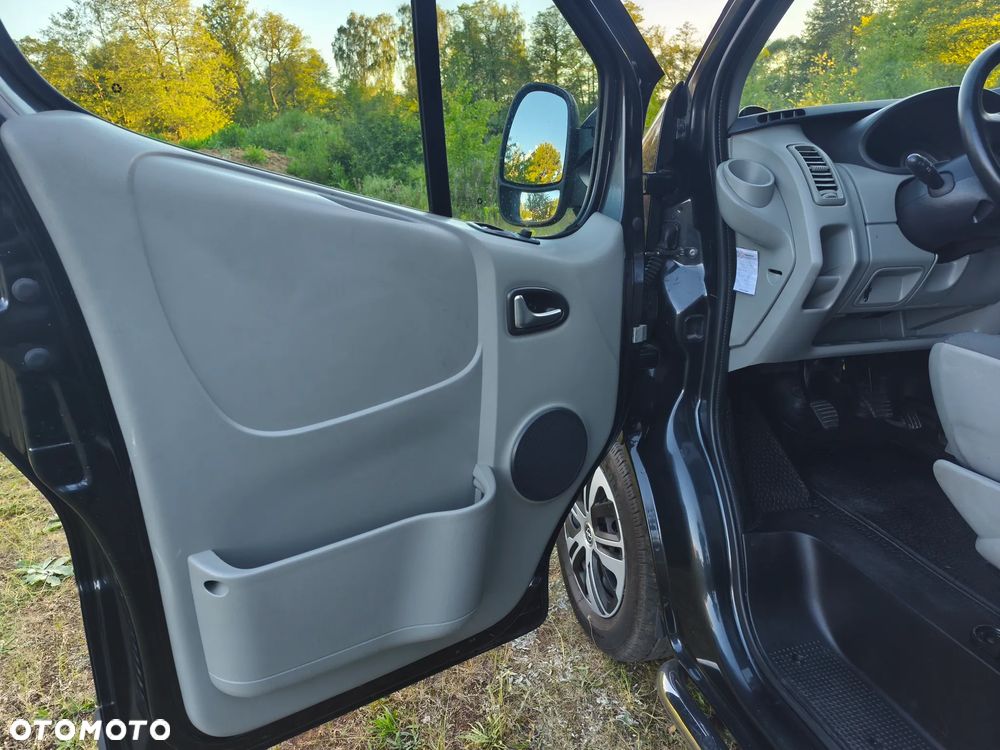 Opel VIVARO - 18