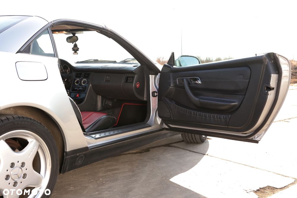 Mercedes-Benz SLK - 26