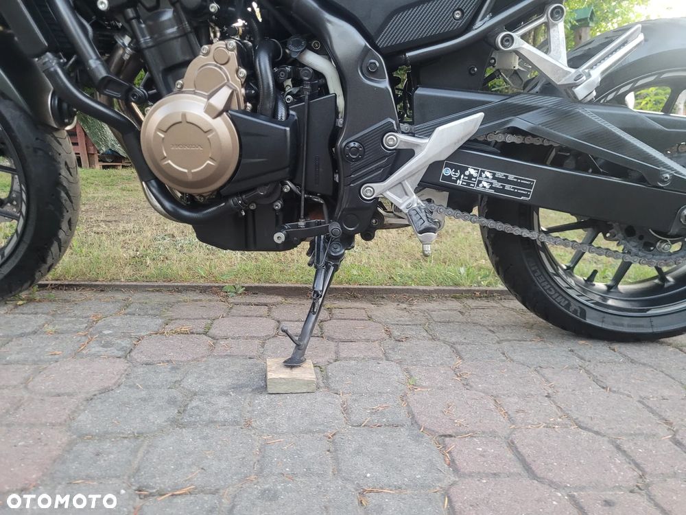 Honda CB - 25