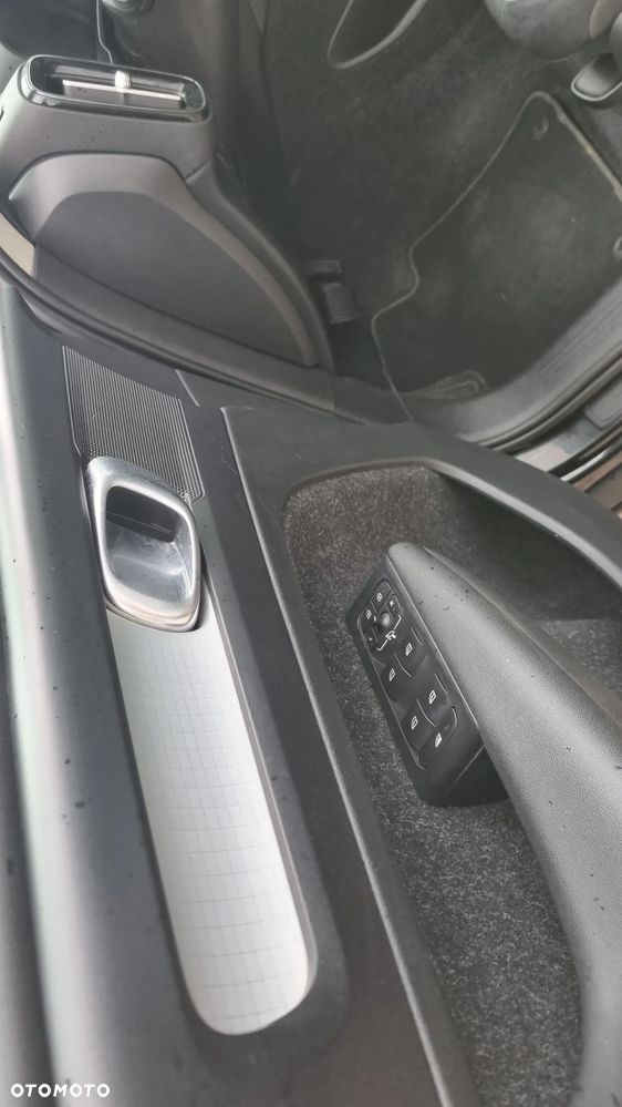 Volvo XC 40 T3 Geartronic Momentum Pro - 35