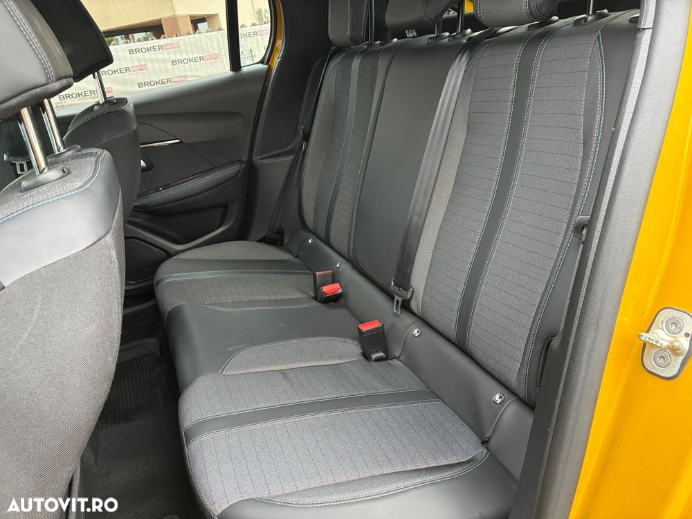 Peugeot 208 1.2 L PureTech STT EAT8 Allure Pack - 21