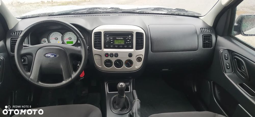 Ford Maverick 2.3 - 11