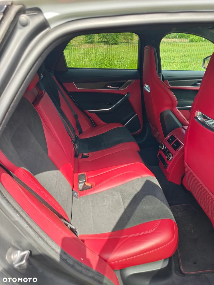 Jaguar F-Pace 5.0 V8 P550 AWD SVR - 9