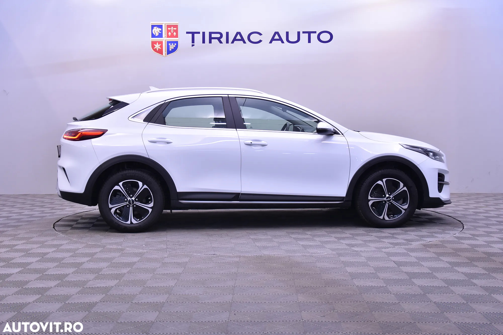 Kia XCeed - 6