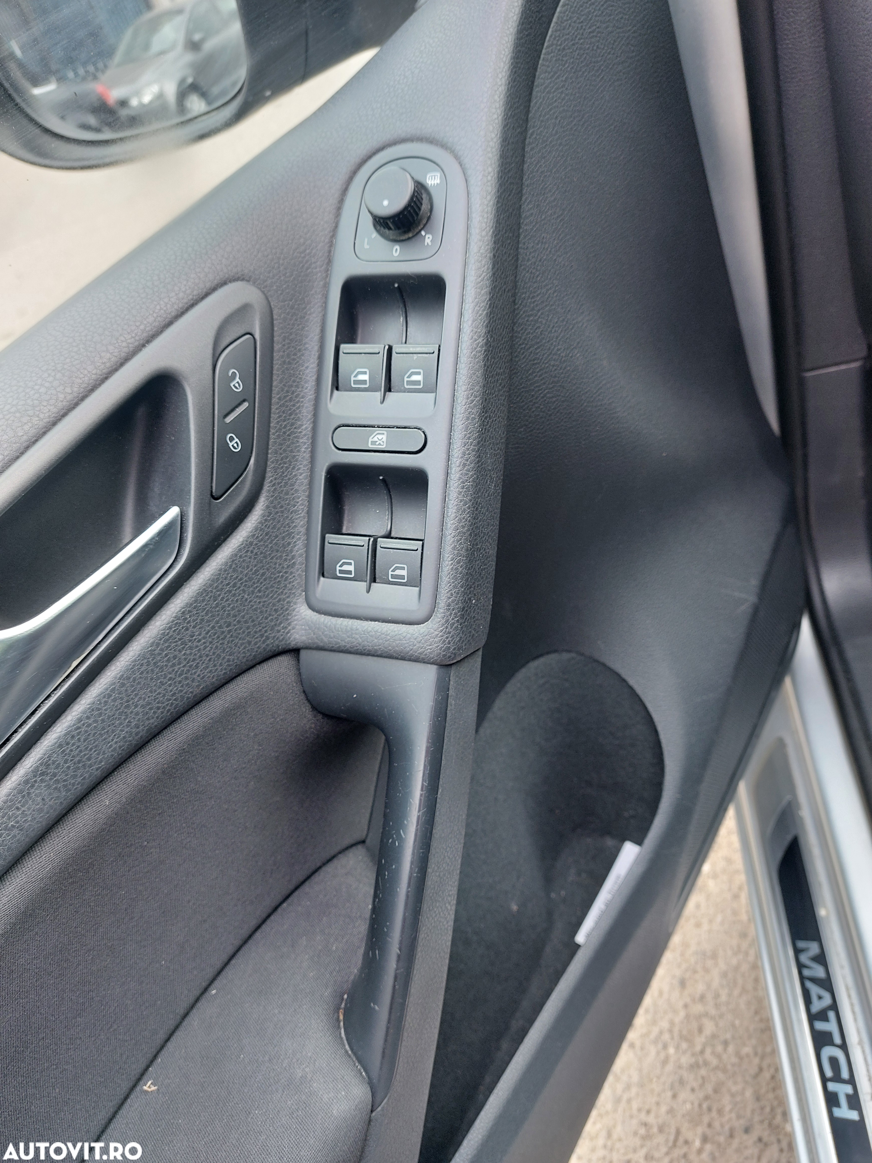 Volkswagen Golf 1.2 TSI BlueMotion Technology MATCH - 9