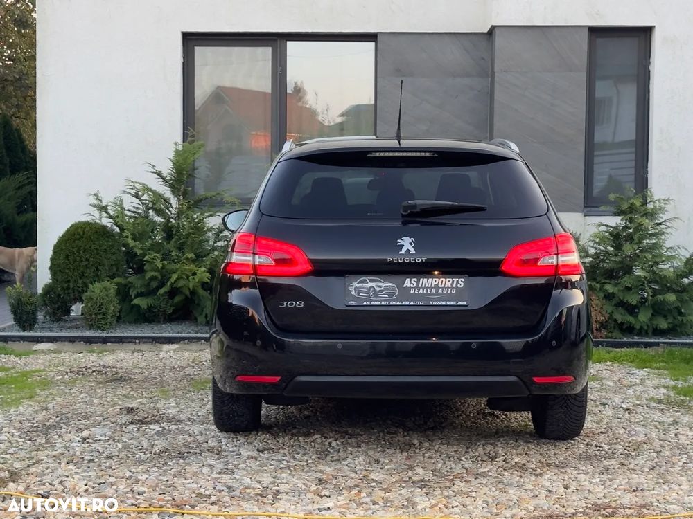 Peugeot 308 1.2 e-THP STT Allure - 15