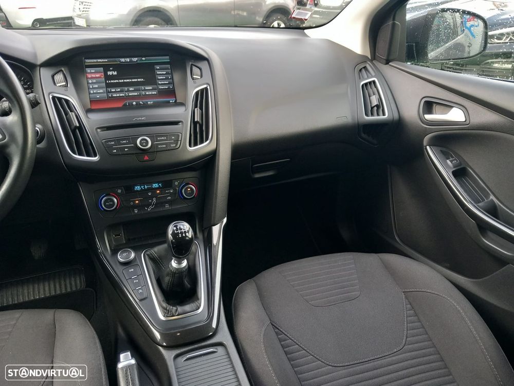 Ford Focus 1.5 TDCi Titanium - 14