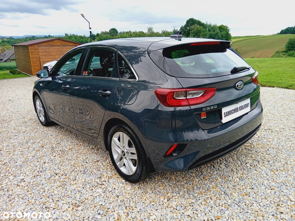 Kia Ceed 1.6 CRDi SCR M - 23