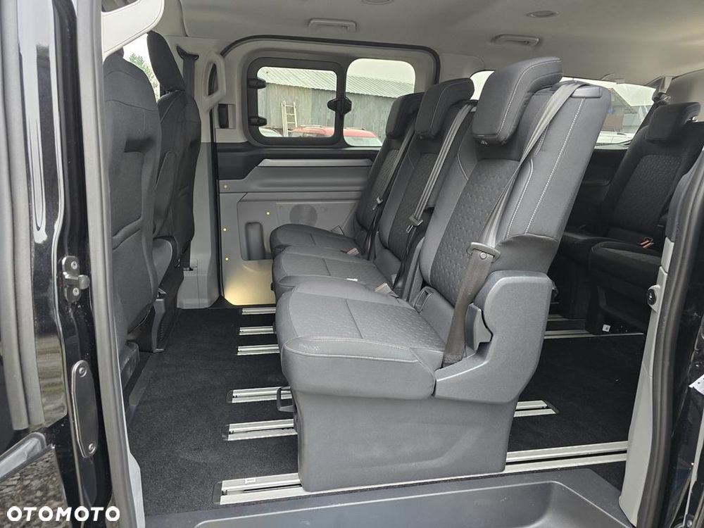 Ford Tourneo Custom 2.0 EcoBlue 320 L2 Titanium - 11