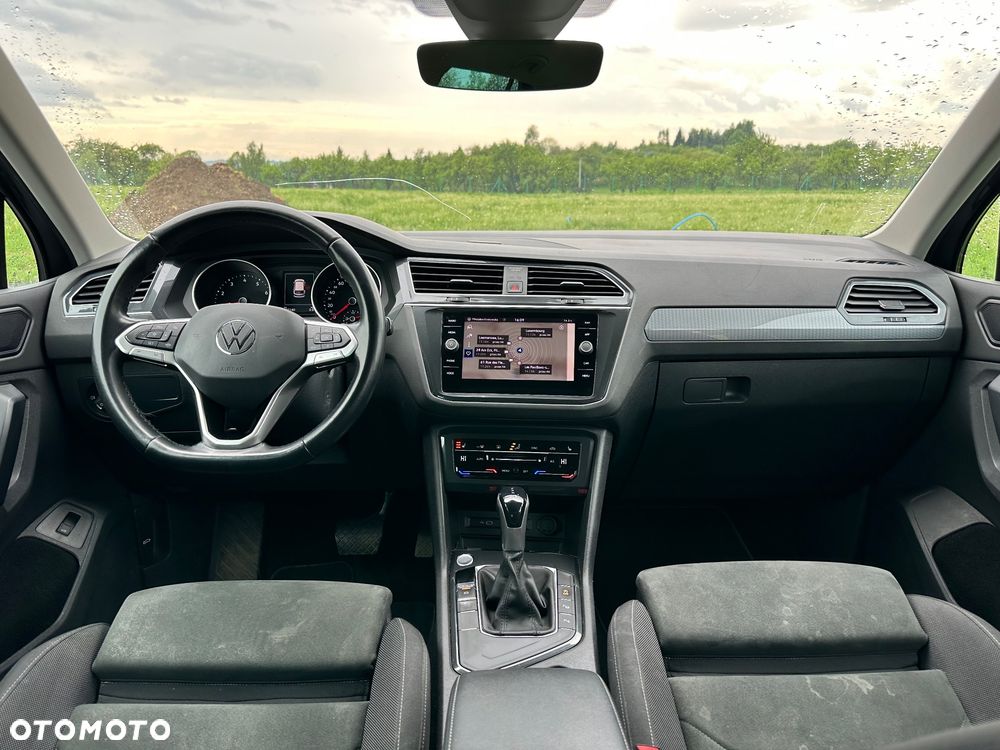 Volkswagen Tiguan - 24