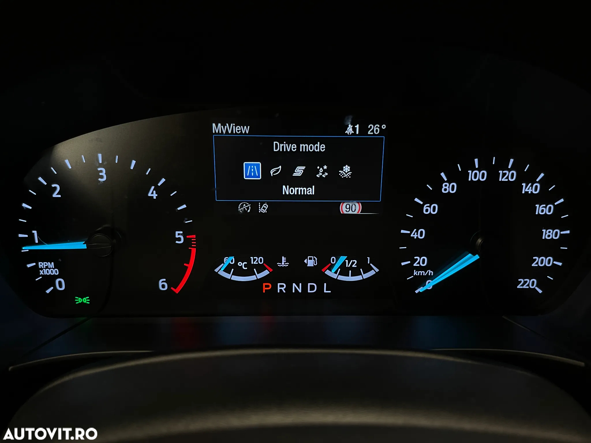 Ford Kuga 2.0 EcoBlue A8 AWD Titanium - 21