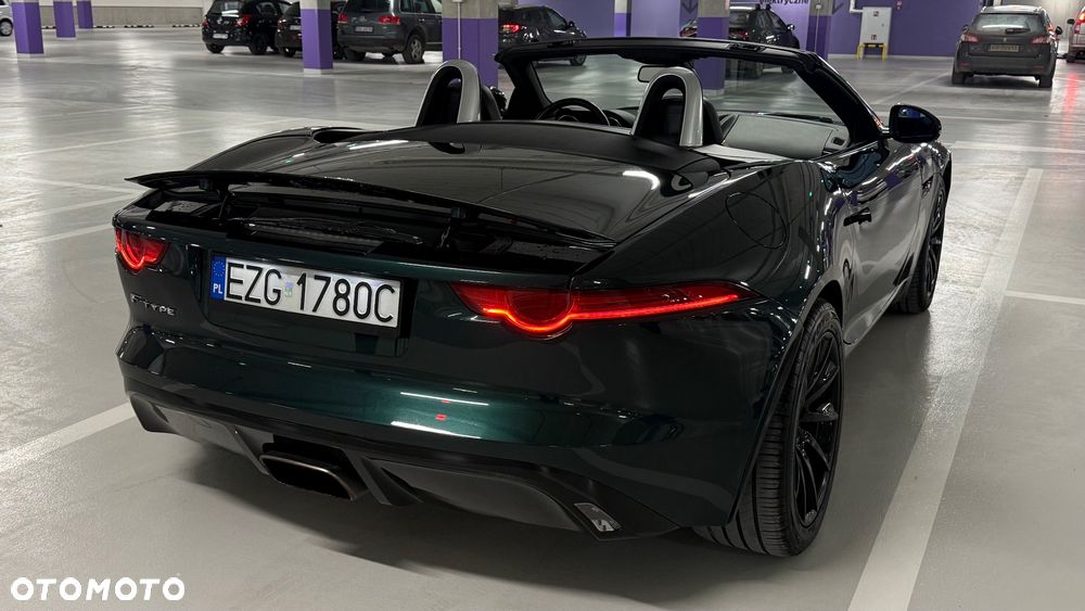 Jaguar F-Type R-Dynamic - 19