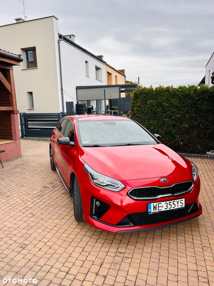Kia ProCeed - 1
