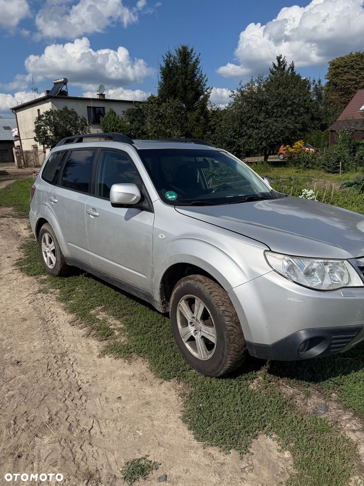 Subaru Forester 2.0X Exclusive - 2