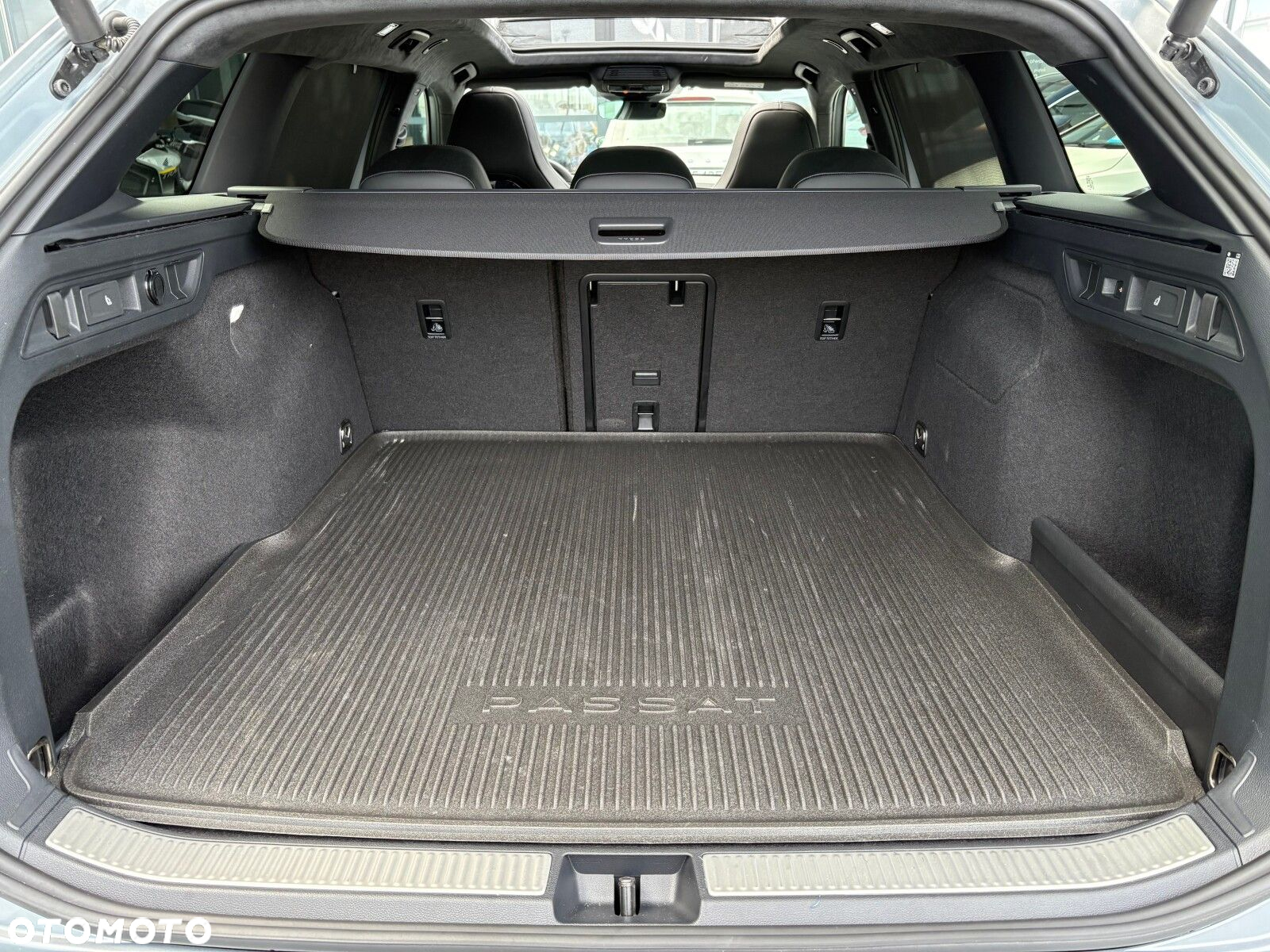 Volkswagen Passat - 20