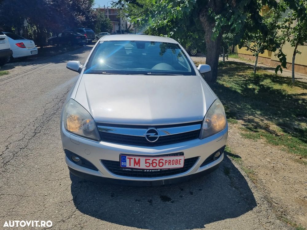Opel Astra 1.6 Easytronic Cosmo - 3