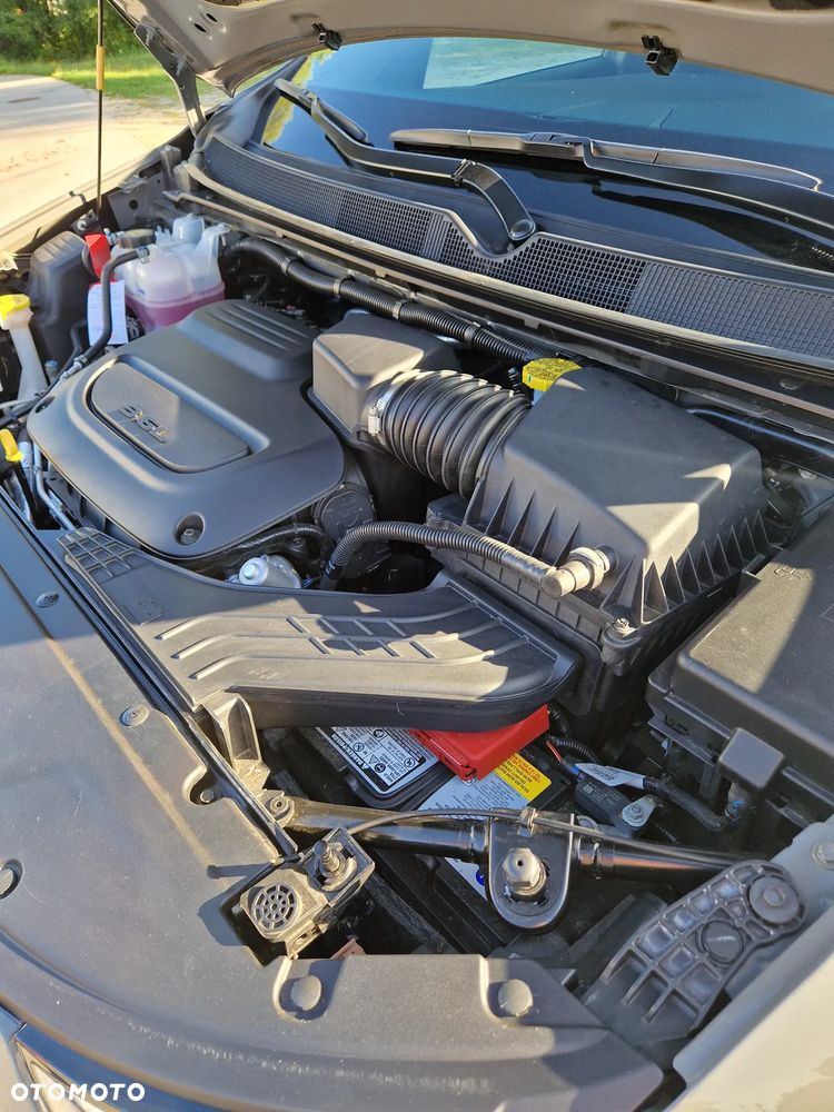 Chrysler Pacifica - 11