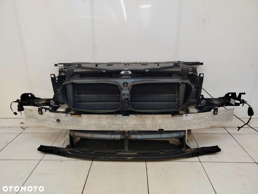 BMW F10 F11 2.0 D 10R- PAS PRZEDNI BELKA ŻALUZJA