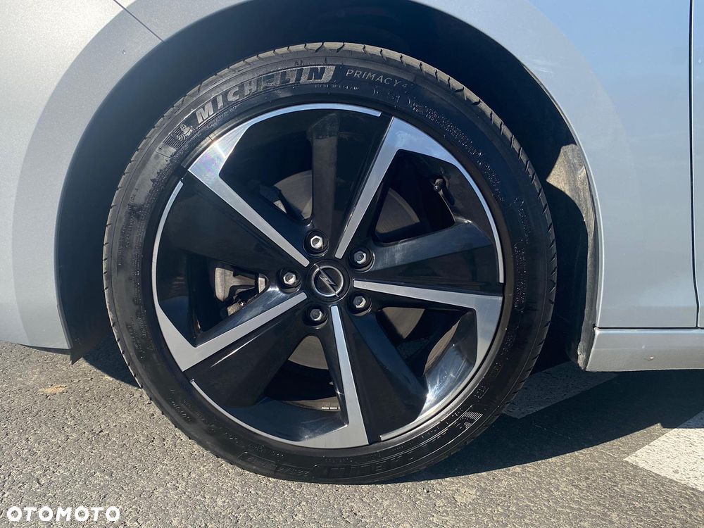 Opel Astra 1.5 D Automatik Business Elegance - 9