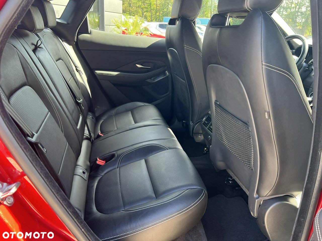 Jaguar E-Pace - 10