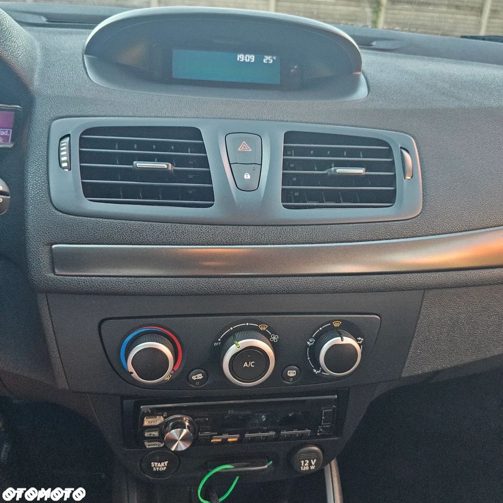 Renault Megane 1.6 16V 110 Dynamique - 16
