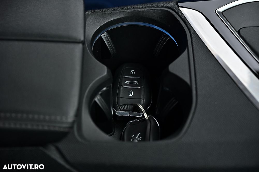 Peugeot 3008 PureTech 130 Stop & Start Allure - 40