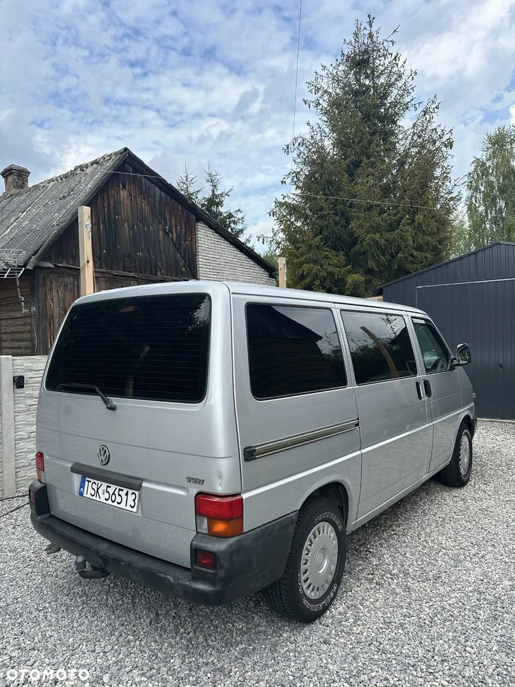 Volkswagen Transporter - 2
