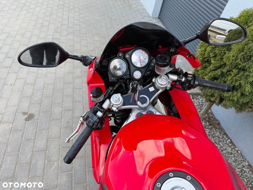 Honda VTR - 37