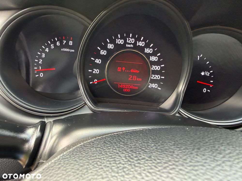 Kia Ceed - 14