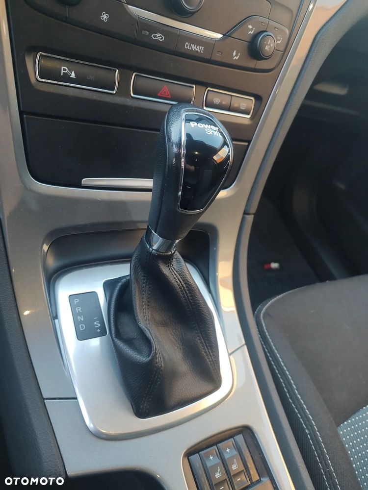 Ford Mondeo 2.0 TDCi Ambiente MPS6 - 12