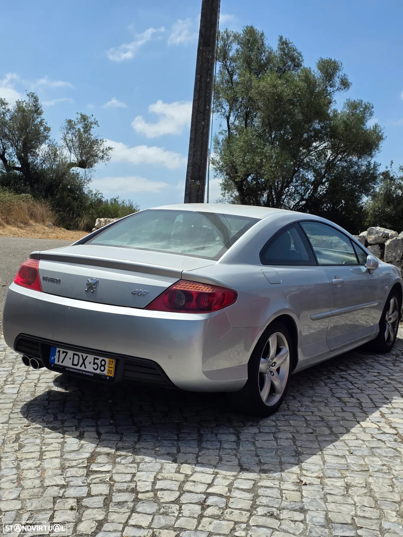 Peugeot 407 Coupé 2.7 HDi V6 - 4