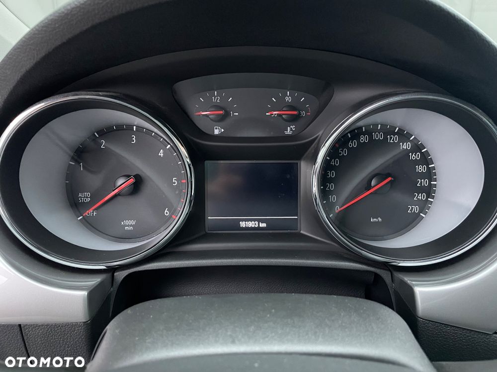 Opel Astra 1.5 D Start/Stop 2020 - 17