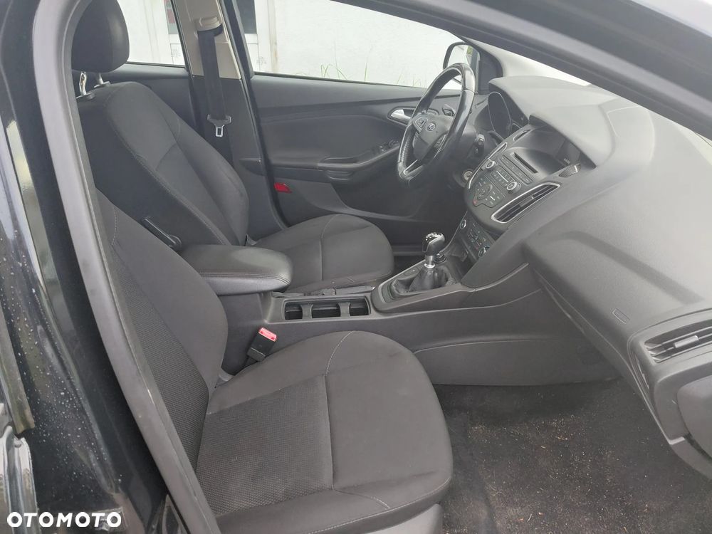 Ford Focus - 16