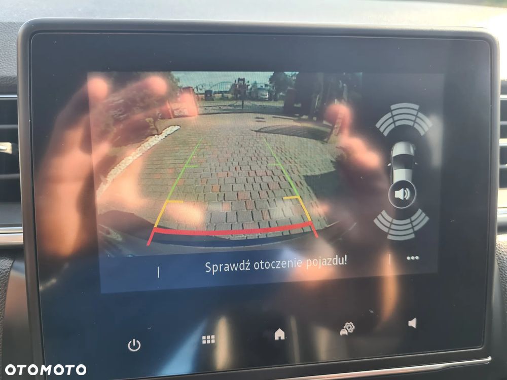 Renault Captur TCe 100 BUSINESS EDITION - 24