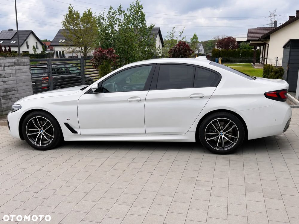 BMW Seria 5 520d xDrive MHEV M Sport sport - 10