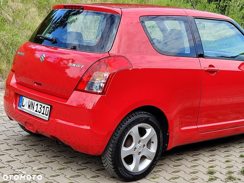 Suzuki Swift 1.3 Comfort - 33