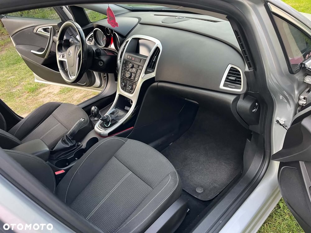 Opel Astra 1.7 CDTI DPF Active - 10