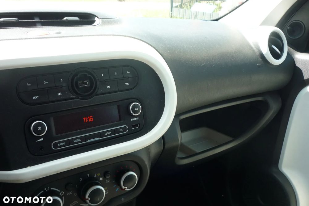 Renault Twingo SCe 70 Start&Stop LIMITED - 15