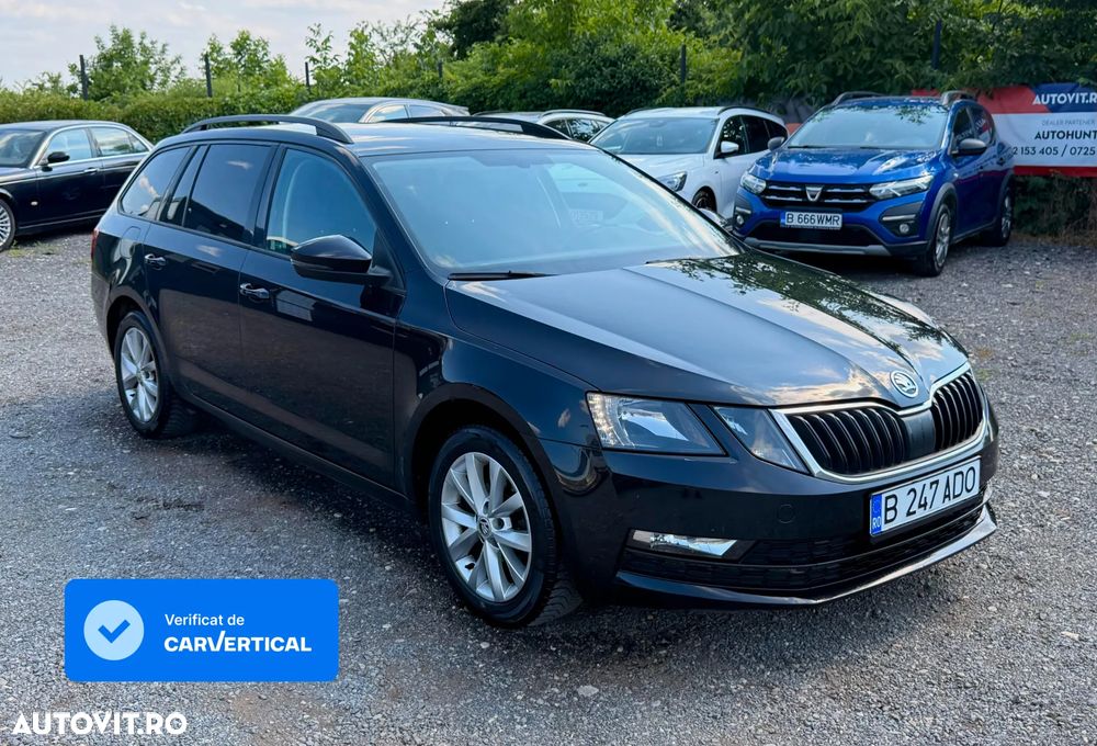 Skoda Octavia 1.6 TDI DSG Ambition - 2