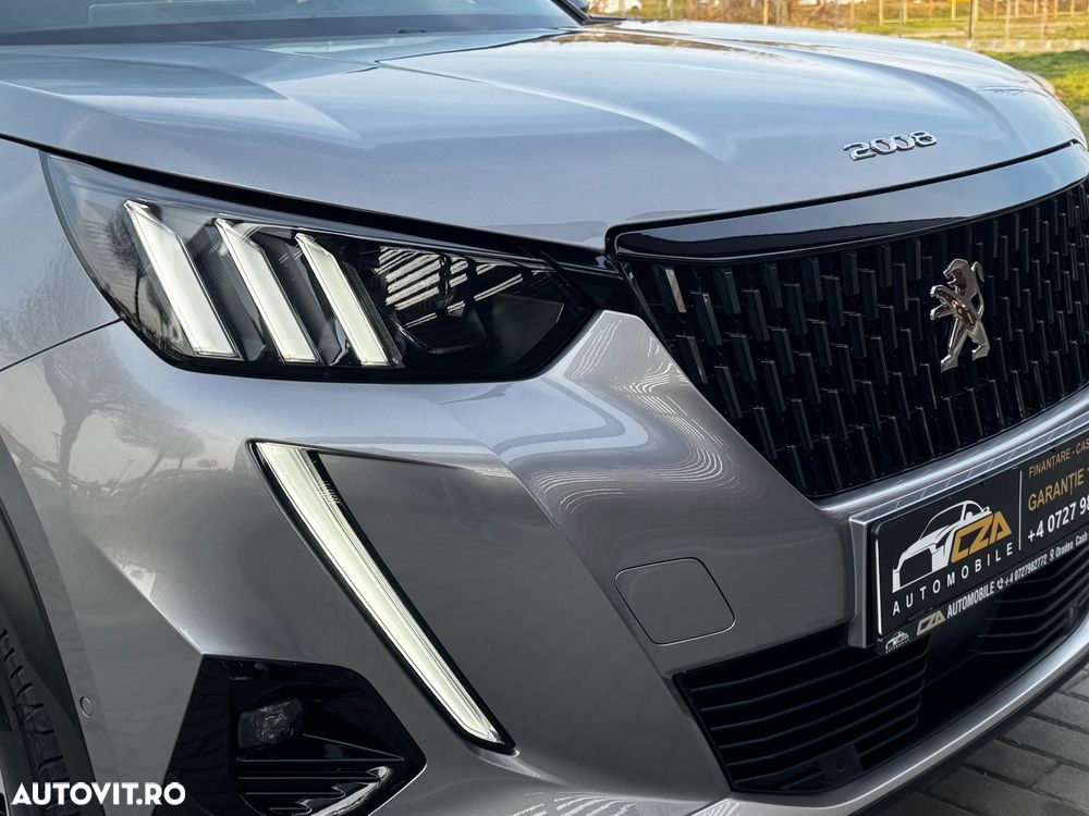 Peugeot 2008 PureTech 130 EAT8 GT - 35