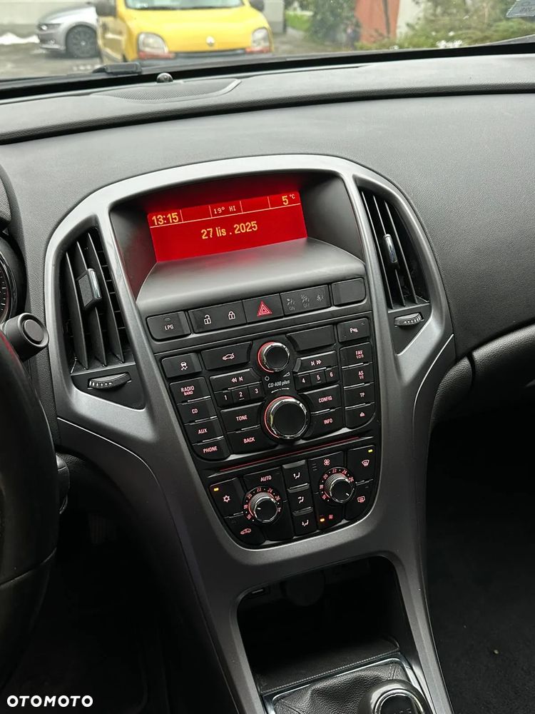 Opel Astra 1.4 T Active - 10