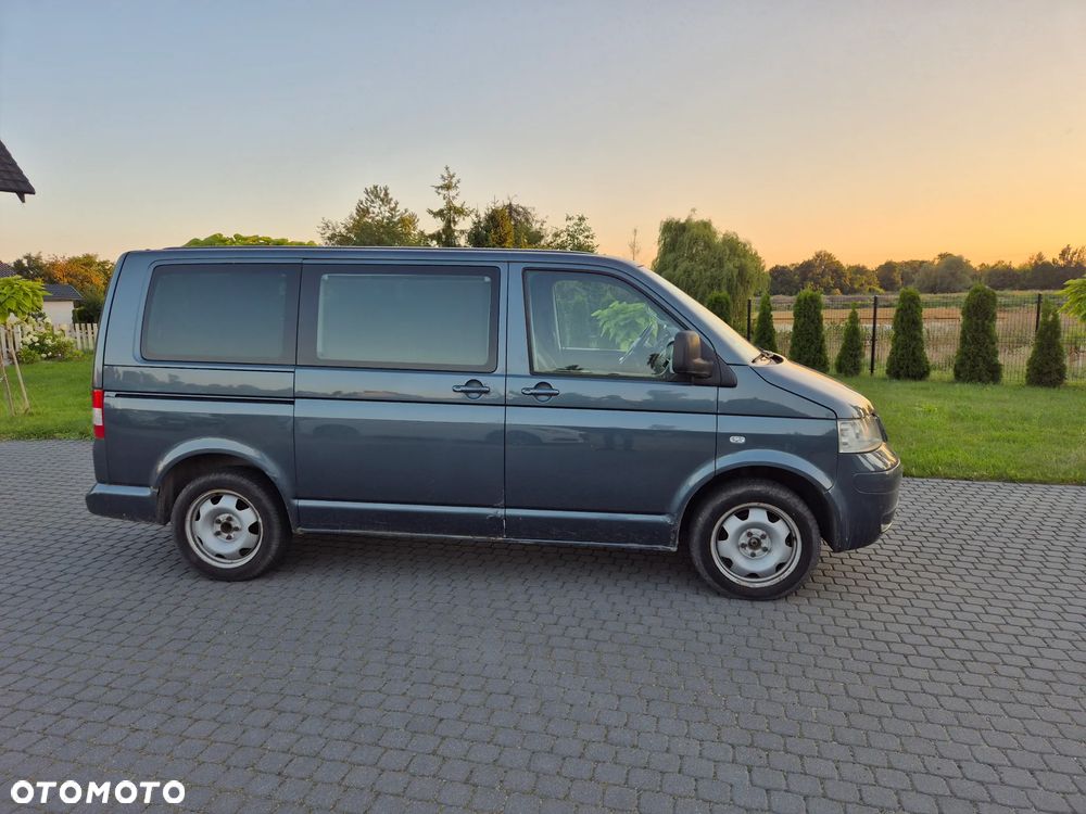 Volkswagen Caravelle L1 - 13
